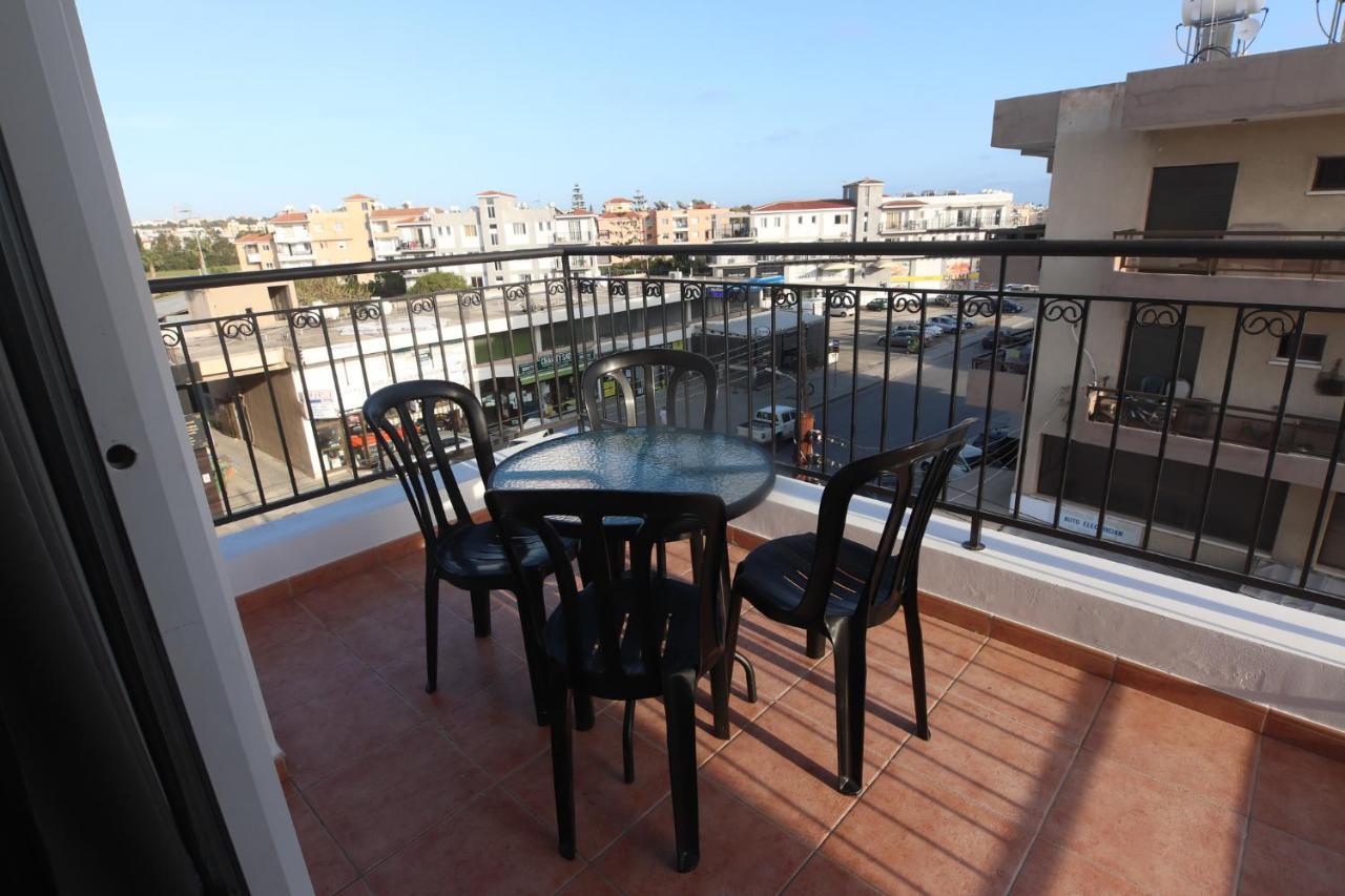Amelia Two Bedroom Apartment - 202 파포스 외부 사진
