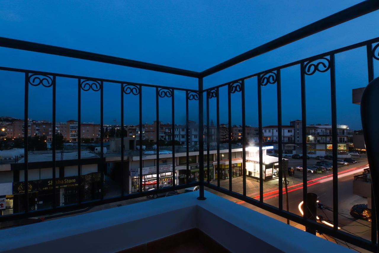 Amelia Two Bedroom Apartment - 202 파포스 외부 사진
