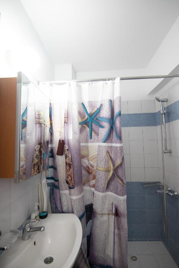 Amelia Two Bedroom Apartment - 202 파포스 외부 사진